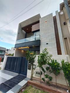 5 MARLA LUXURY VIP FURNISHED HOUSE IN TULIP O. S