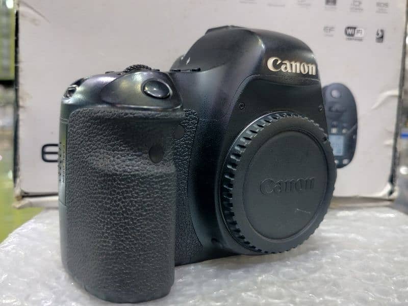 Canon 6D Fullframe Body | with original box 1