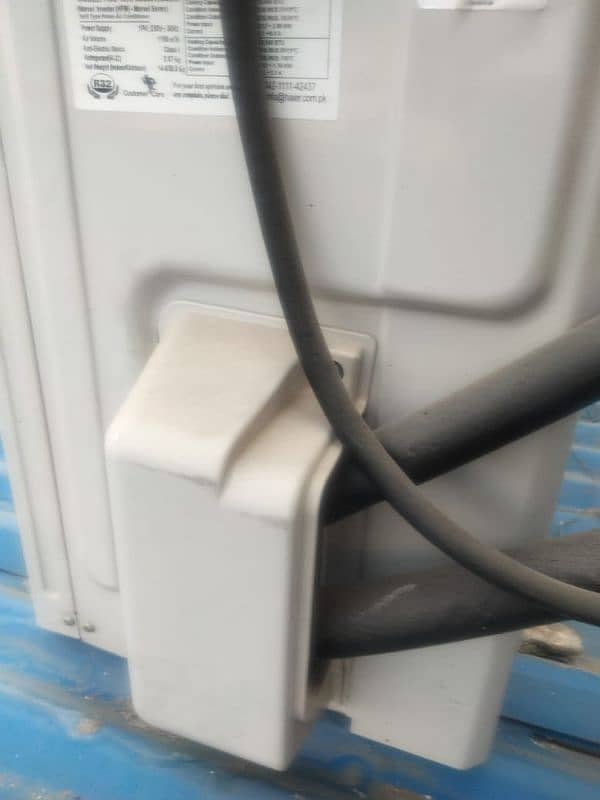 Haier 1.5 ton DC inverter new condition 3 month use ha koi issue nai 7