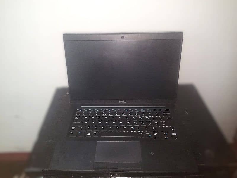 Dell Latitude 7390 6