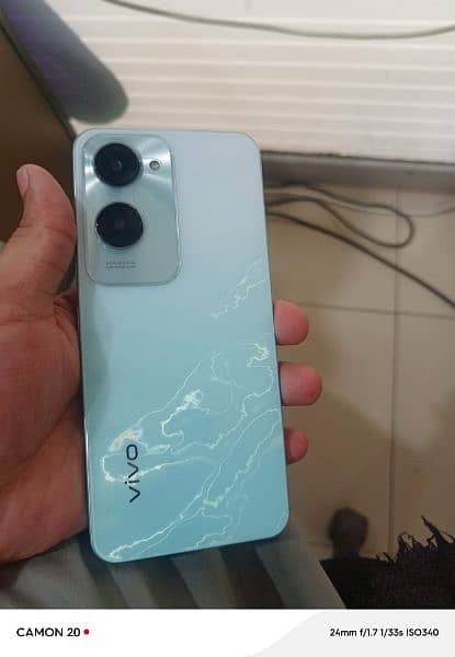 vivo y18 6/128 gb open box 10 by 10 no fault 1