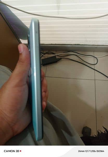 vivo y18 6/128 gb open box 10 by 10 no fault 5