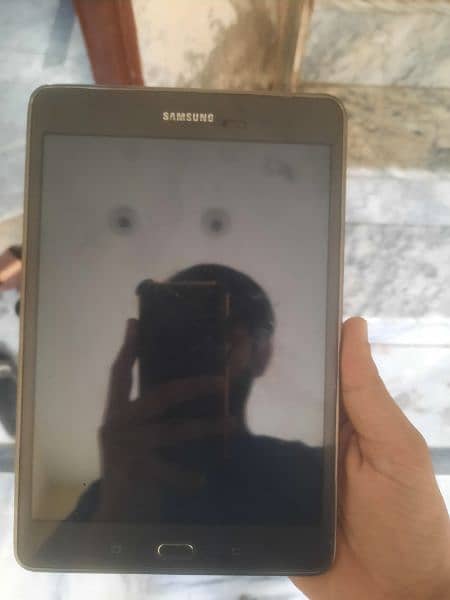 Samsung tablet 1