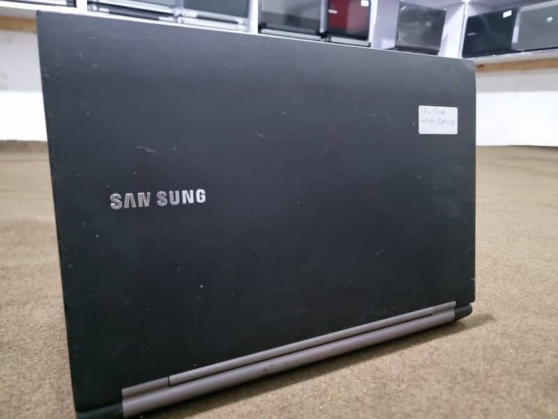 Samsung laptop (core i5 2nd gen) 0