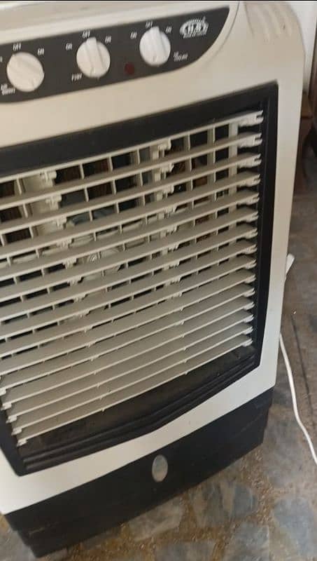 Air Cooler AC/DC  1Month use Hy new condition 10 by 10 1