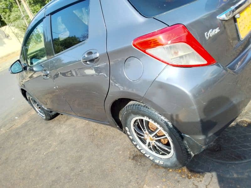 Toyota Vitz 2011 1