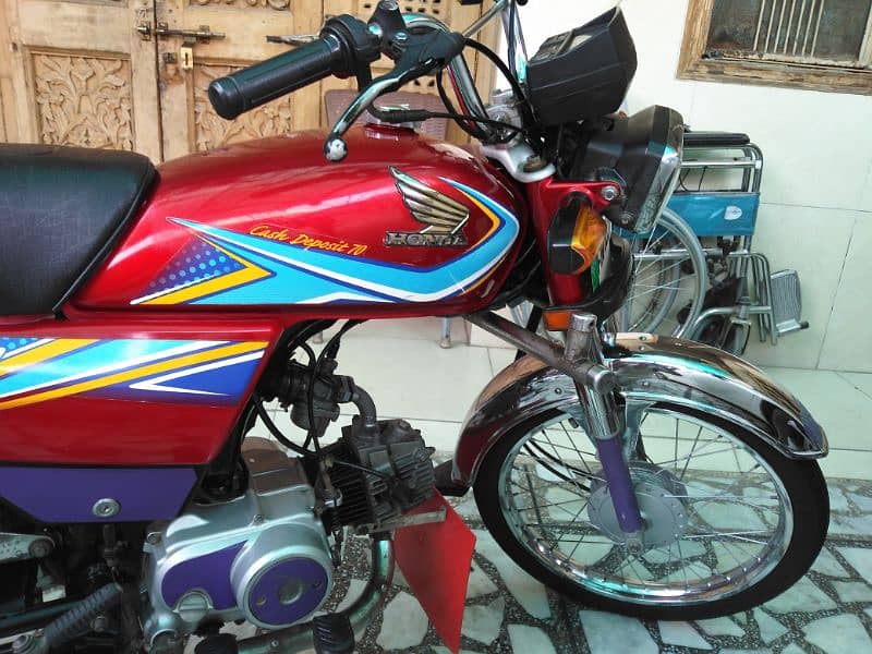 Honda CD 70 2019 6