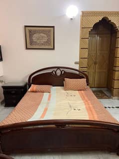 King Size bed with furniture