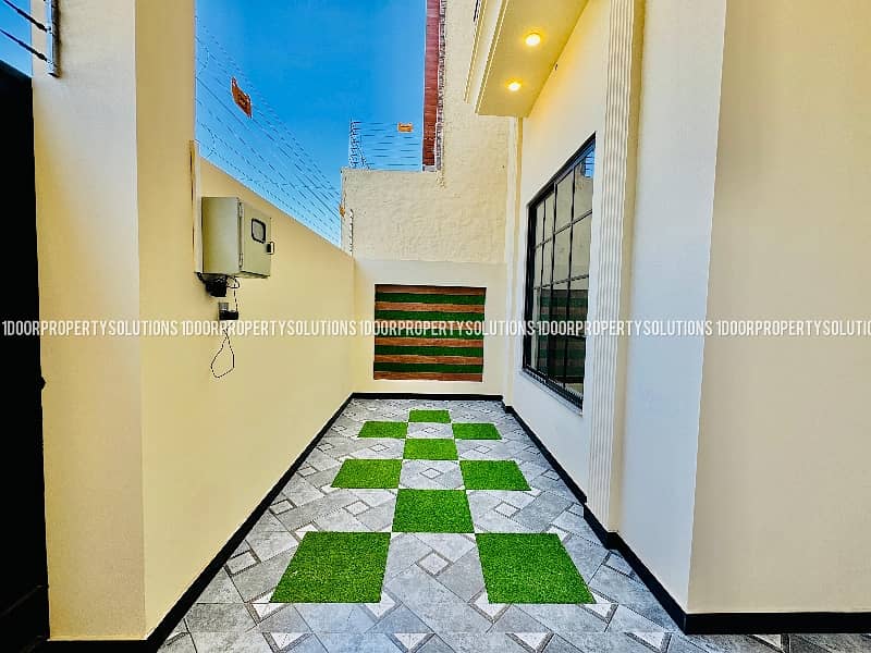 6.5 Marla Double Storey Luxurious House For Sale 
Shadman City Phase 1 Bwp 2