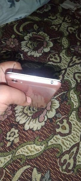 Vivo y55A 4gb ram 64memory 10by10 condition Lene rabata 03221504920 2