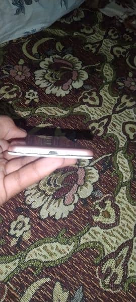 Vivo y55A 4gb ram 64memory 10by10 condition Lene rabata 03221504920 3