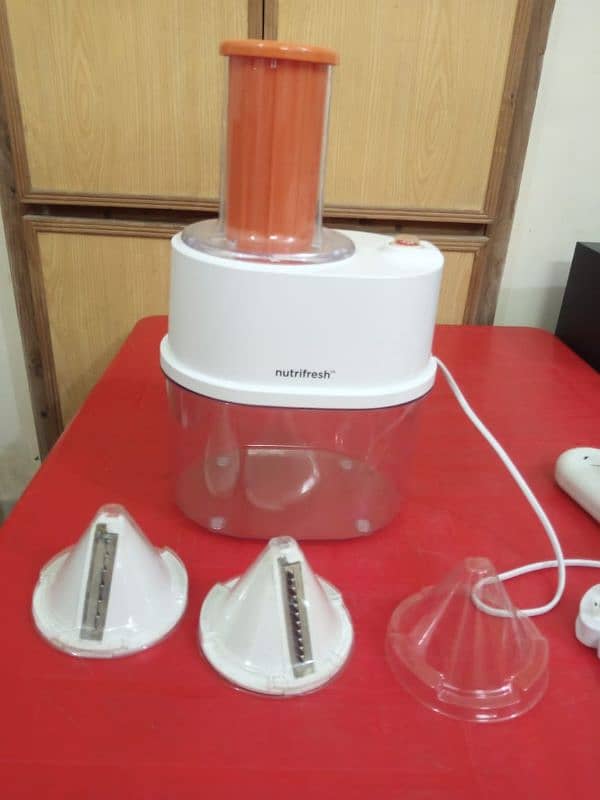 Nutrifresh Electric vegetable/ Salad Maker 4