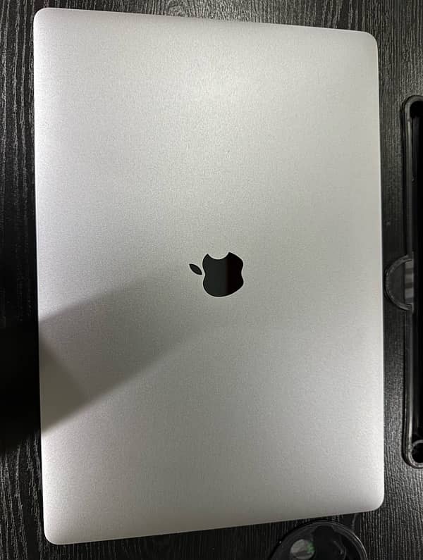 Macbook Pro 2019 16 inch 1