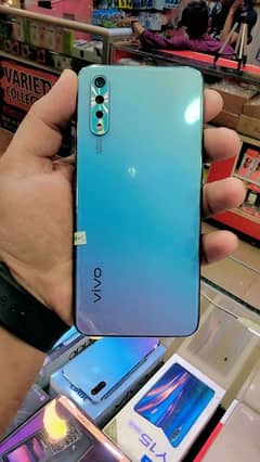 vivo S1