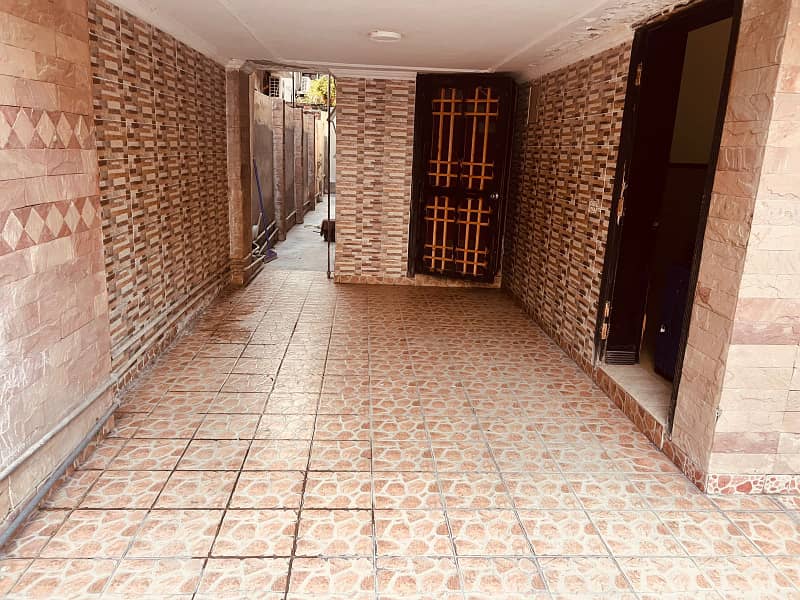 10 Marla Double Storey Beautiful House For Sale At Ideal Location In M Block Model Town Lahore 0