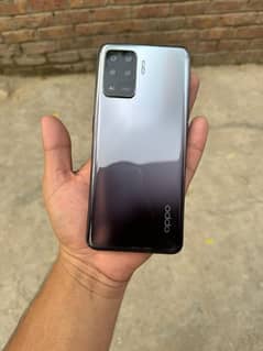 oppo f19pro 8/128. . . box charge 10/8.5 condition