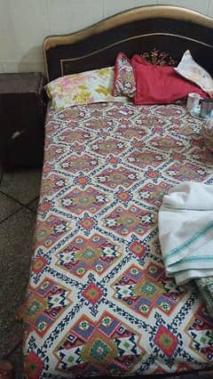 double bed 6×6.5 feet size