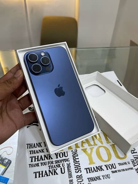 Iphone 15 pro max 245GB Factory Unlock 6