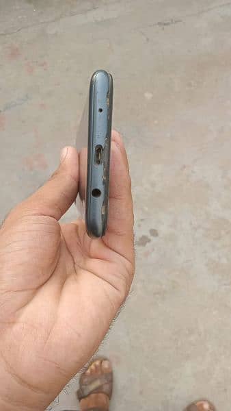 Tecno spark 7t  4 64 with Box urgent sale 5