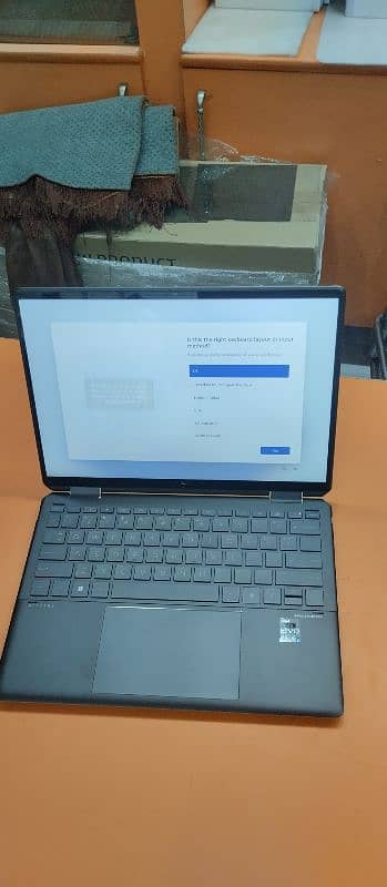 HP spectre 14 x360 convertible 0