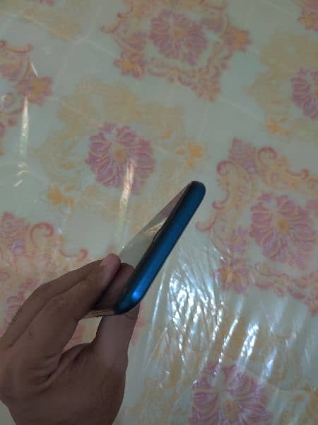 Infinix Hot 9 Play just screen glass cracked 4