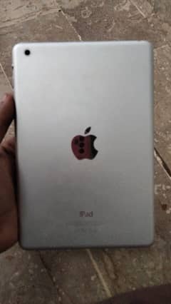 apple ipad mini 2 ios 9.3. 5 12.7 gb all used ok battery time is best