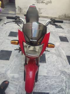 Honda prider 10/10 condition