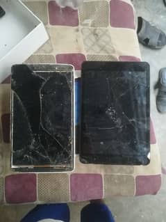 2 Tablets Bas Panel Karab Hy Argent Paise Chahiya Is Liya Bach Raha hu