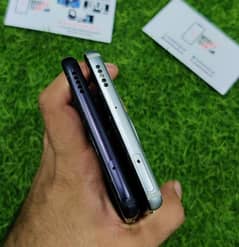 *MOTO Z4 WITH BOX*