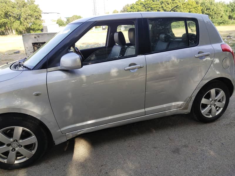 Suzuki Swift 2012 DLX ( Home use car in Good condition ) 1