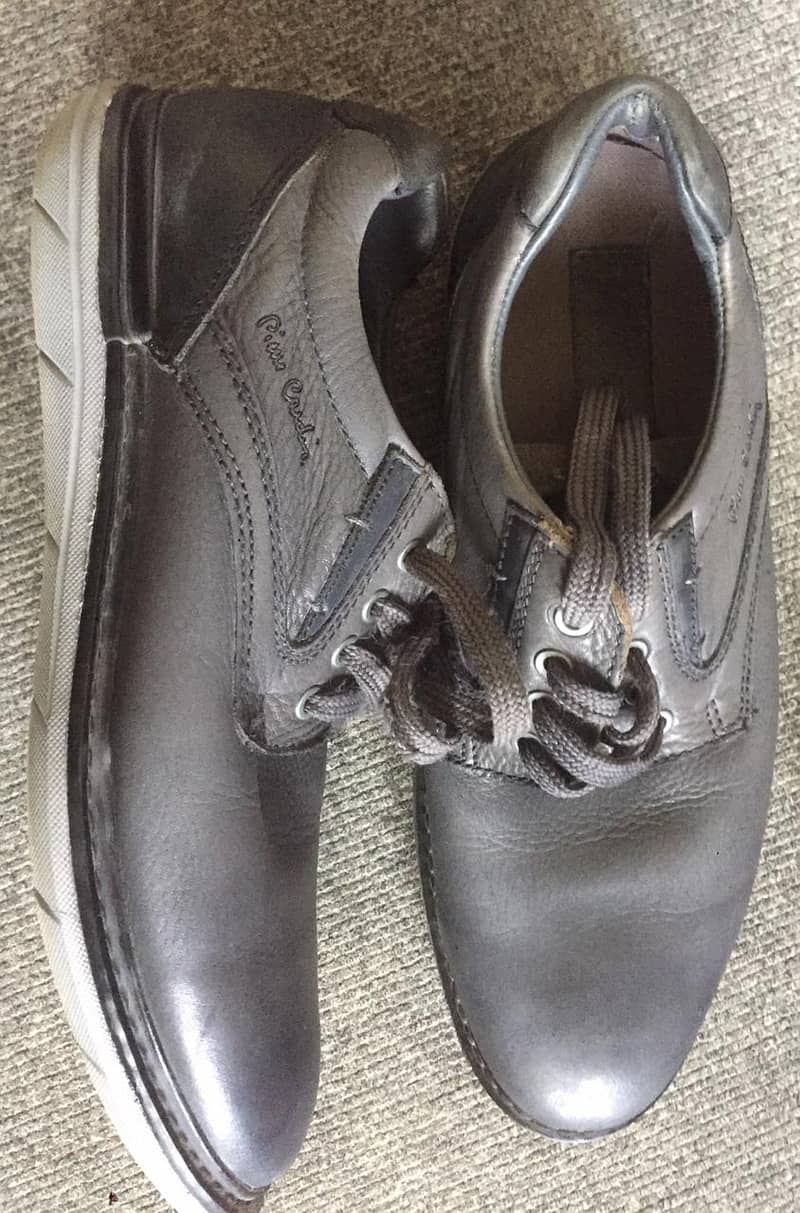 Branded & Important Shoes in Pure leather and New/Excellent Condition 9