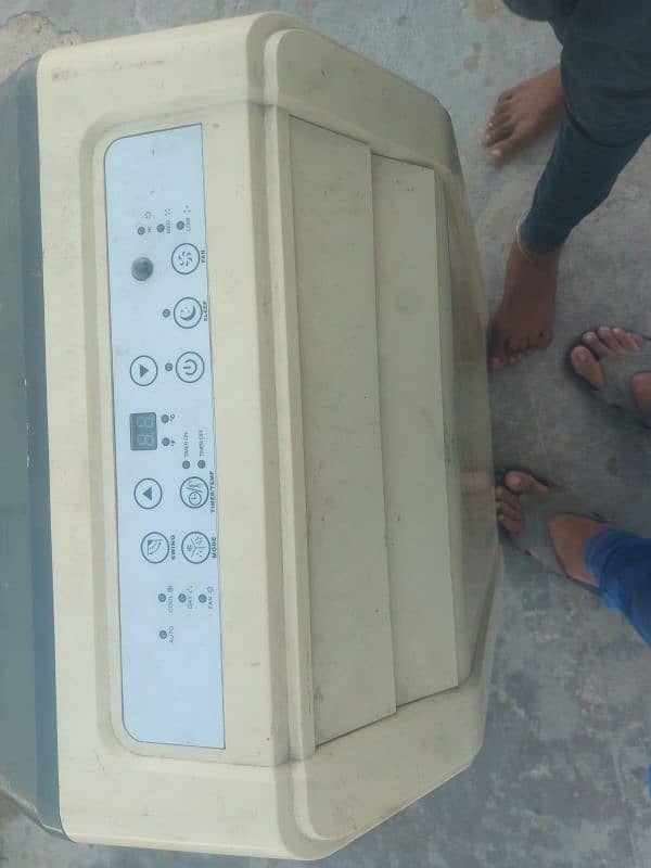 portable ac ha gas leakage issue ha baki sb working ha compressor ok 0