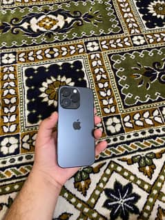 iPhone 14 Pro (4 Months Sim time) 100% Health