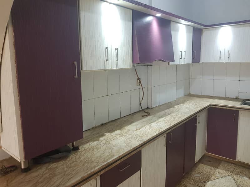 Flat For Rent 3 bedroom d d 4