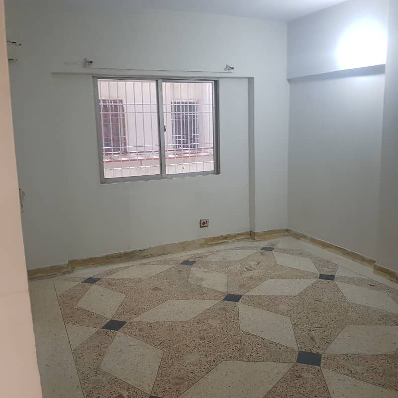 Flat For Rent 3 bedroom d d 22