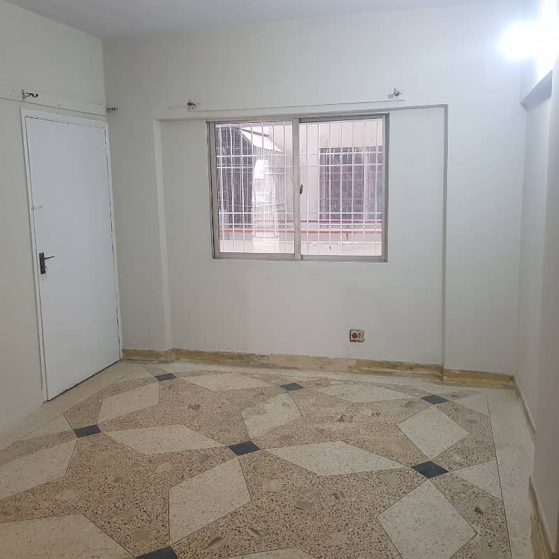 Flat For Rent 3 bedroom d d 24