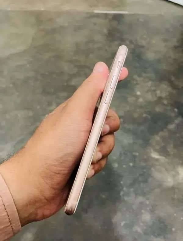 iPhone 8 PTA approved 3