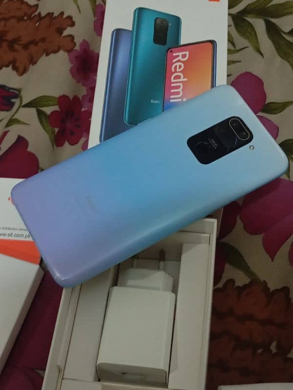 Redmi Note 9 polar white 4gb / 128gb set bilkul ok hai genuine 1