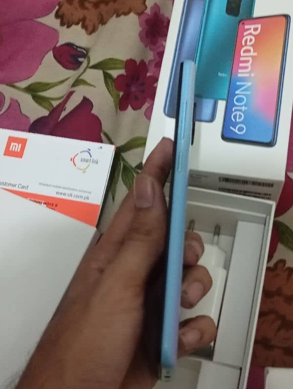 Redmi Note 9 polar white 4gb / 128gb set bilkul ok hai genuine 5