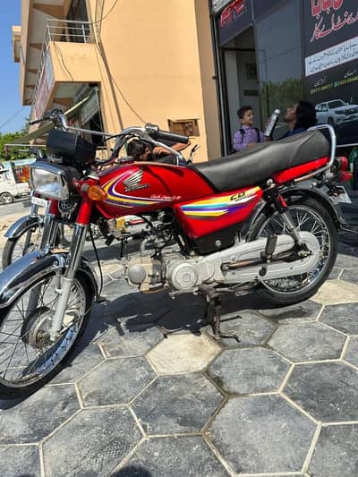 Honda CD70 bike - Standard - 1093685530