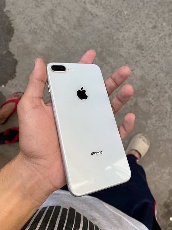 IPHONE 8 plus non PTA 0