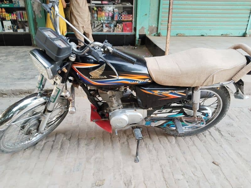 Honda 125 Good Condition 2018 model 3