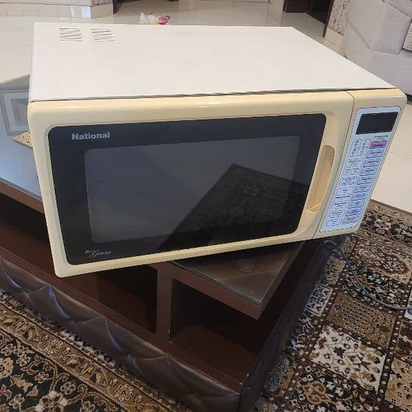 national microwave oven 0