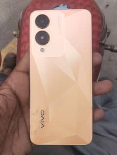 vivo y 17s 6/128 with box no chargr 8 month werrnty