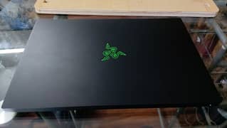 *Razer Blade 15 (RZ09)– i7-10750H,GTX 1660 ti, FHD 144hz Gaming Laptop