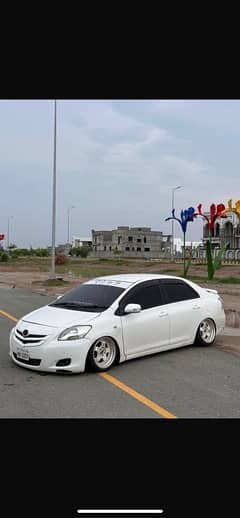 Toyota Belta 2006