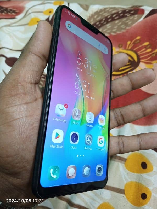 Vivo Y81s 6gb 128gb For Urgent sell Only Serious Buyer Contact Us. 1