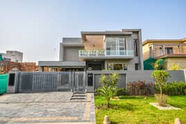 1 KANAL BRAND NEW MODREN DESIGNER HOUSE FOR SALE