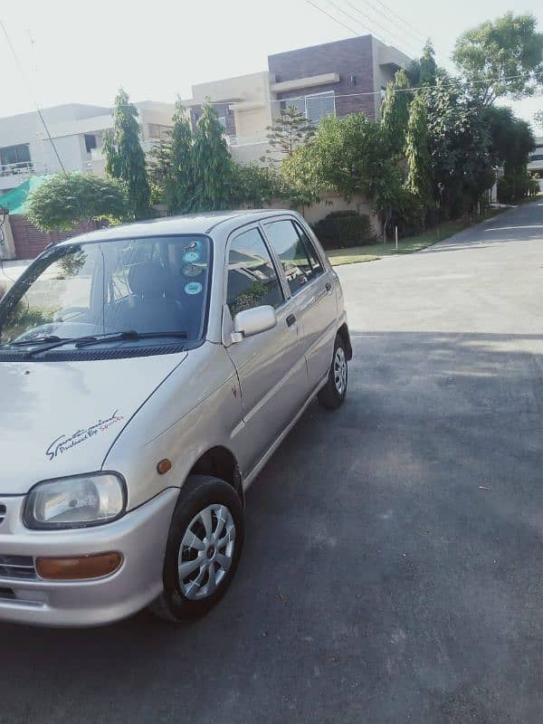 Daihatsu Cuore 2006 3