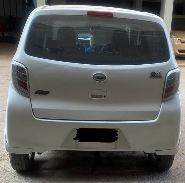 Daihatsu Mira 2013 1